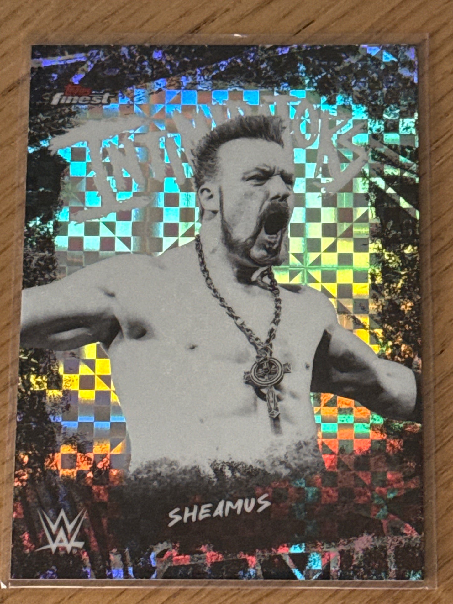 Sheamus Intimidators Checker #INT-SM - Topps WWE Finest 2025