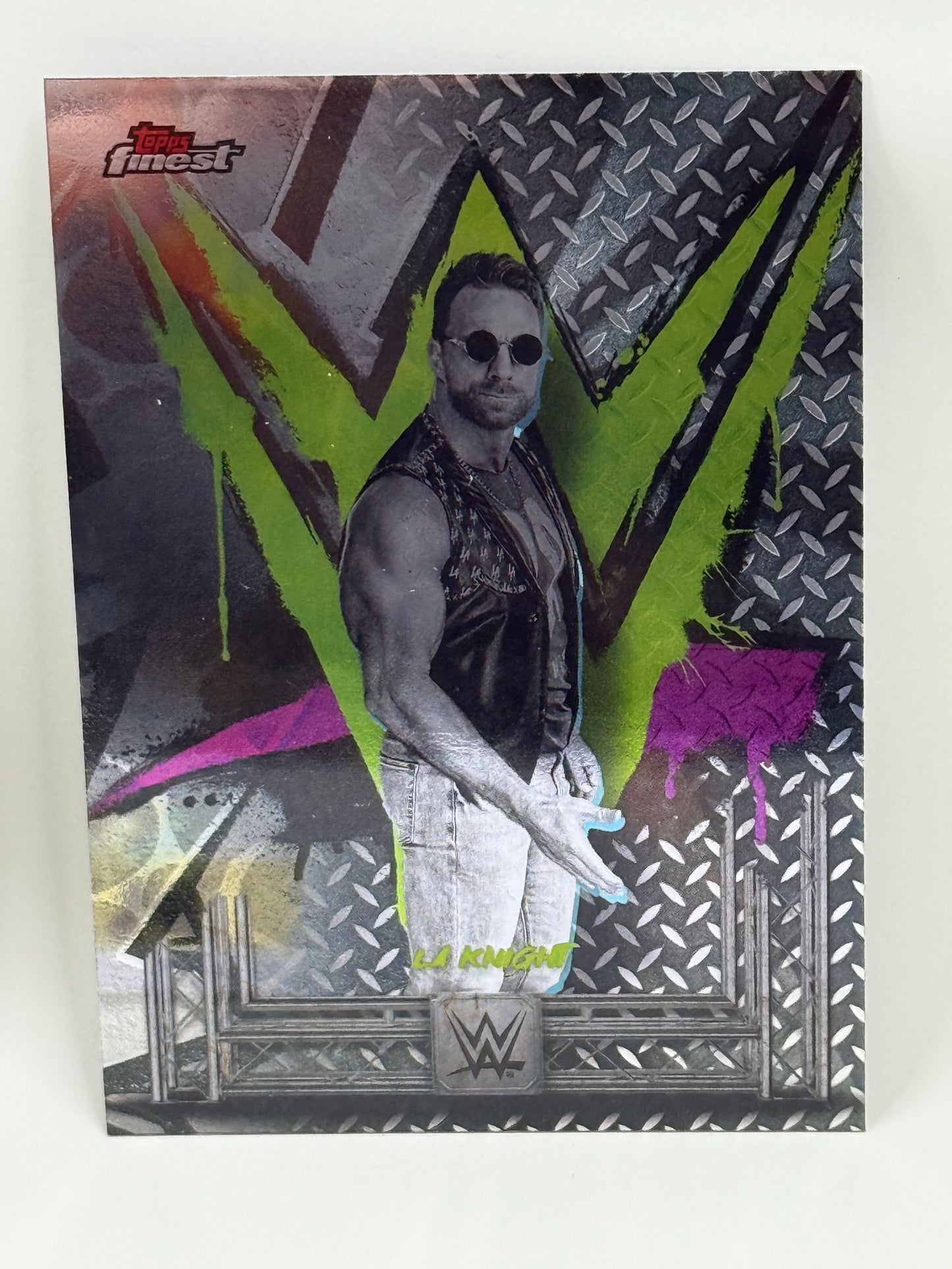 LA Knight - Uncommon #198 - Topps WWE Finest 2025