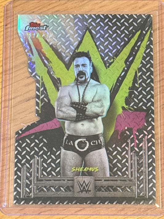 Sheamus 33/99 Common Die Cut #59 - Topps WWE Finest 2025