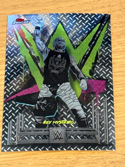 Rey Mysterio - Common #54 - Topps WWE Finest 2025