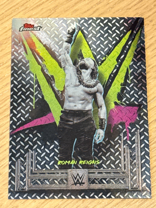 Roman Reigns Common #1 - Topps WWE Finest 2025